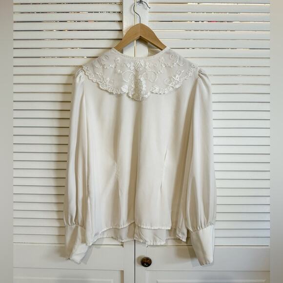 Vintage 1970s Cottagecore Blouse with Lace Collar - Picture 1 of 6